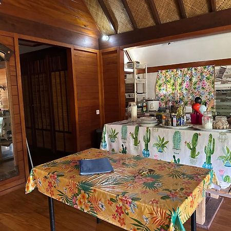 Vaiotaha Lodge ボラボラ エクステリア 写真